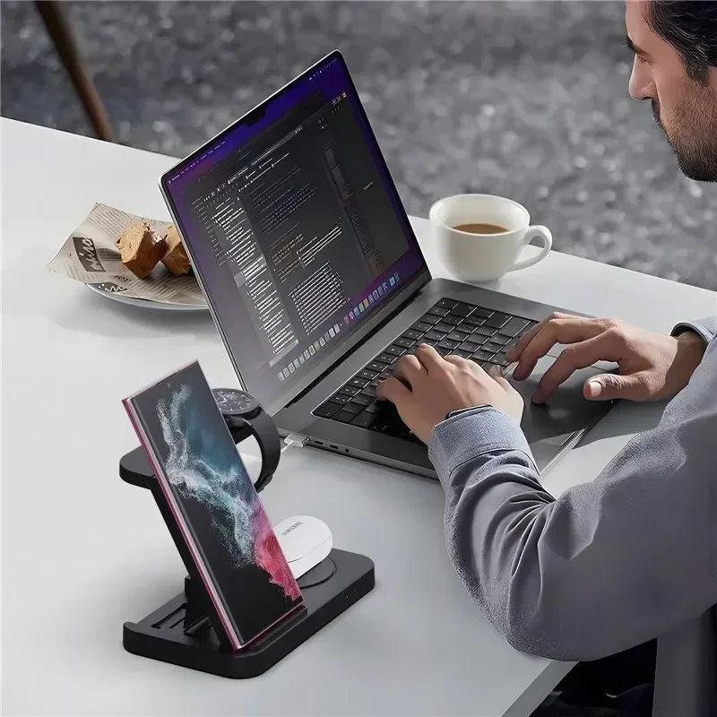 قاعدة شحن لاسلكية للسفر 4 في 1 - مراجعة Smartwatch Ac وسعره
